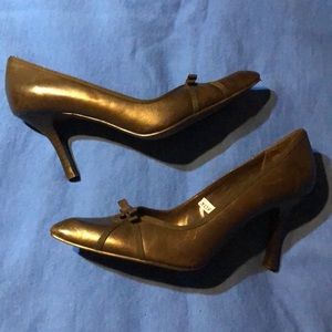 Chocolate brown pumps